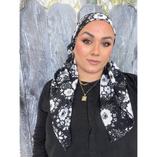 Mod Bloom Waffled Print Square Tichel - Black/White-Squares-The Little Tichel Lady