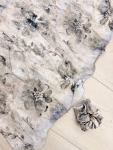 Rinati Lakel - Yom Yom, Luxurious Neutral Sheen