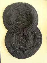 Soft Ribbed Adjustable Beret - Black/White