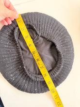 Soft Ribbed Adjustable Beret - Black/White