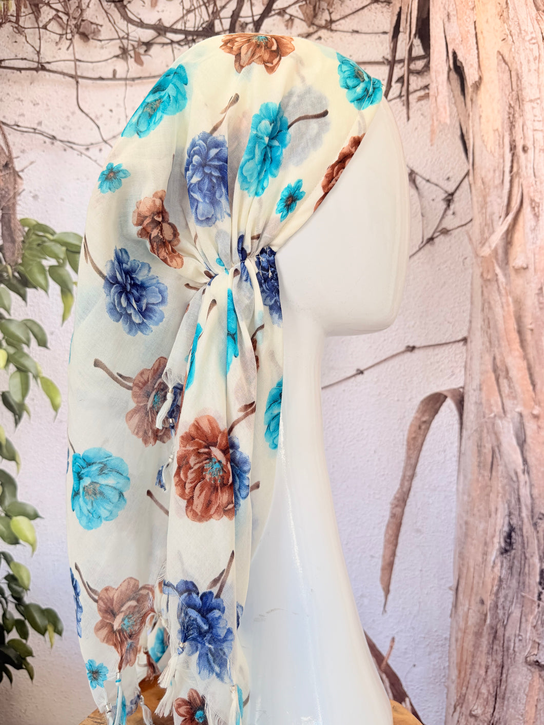 Open-Closed Back NON-SLIP Adjustable Pretied, w/ Tassel Details - White/Blue