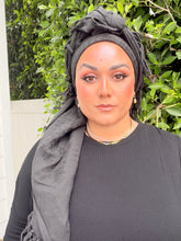Heritage XL Square Headscarf - Black