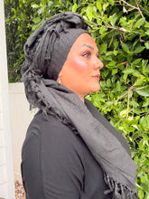 Heritage XL Square Headscarf - Black