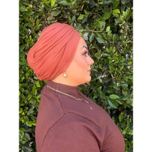 Hodula Bobon, Bobi Band - Small-volumizer-The Little Tichel Lady