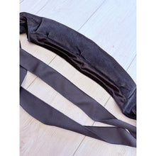 Hodula Bobon, Bobi Band - Small-volumizer-The Little Tichel Lady