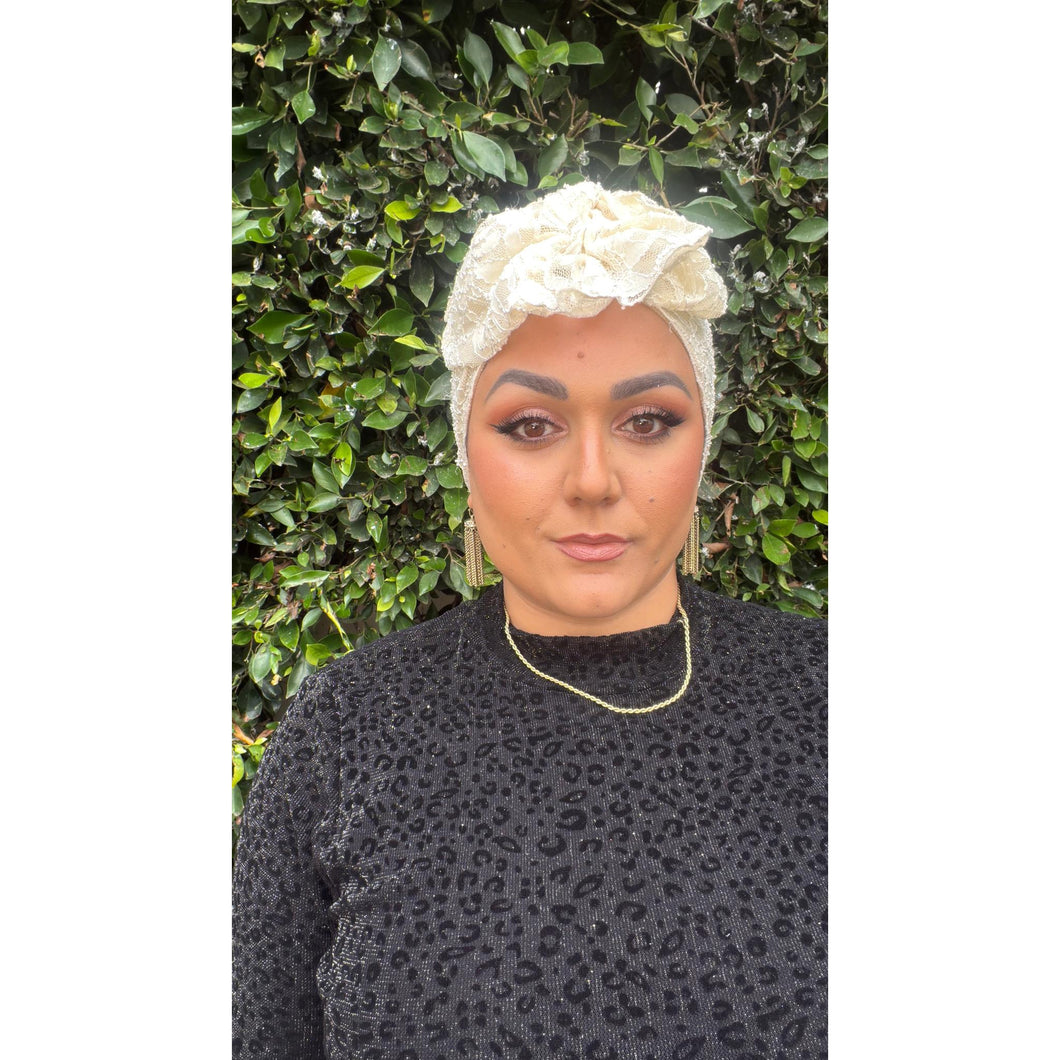 Yodfat Style, Cream Lace Slip-On Set