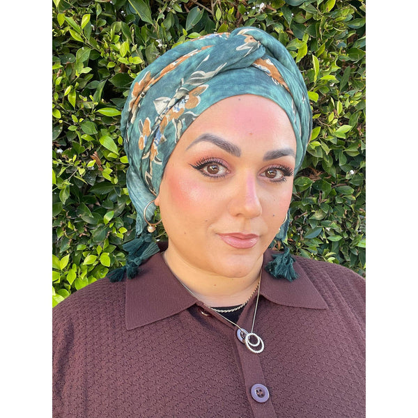 Cozy Israeli Print Headwrap + Tassel Details - Tie-Dye Floral