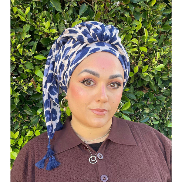 Cozy Israeli Print Headwrap + Tassel Details - Blue Leopard